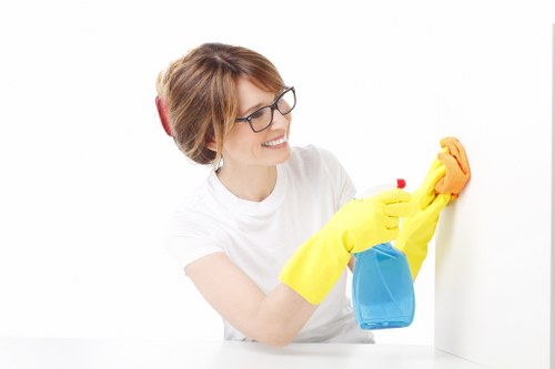 Free transparent carpet cleaning quote in Queenspark